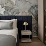 Marina Aparthotel 4*