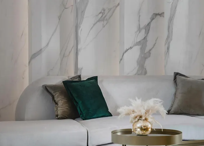 מלון דירות Marina