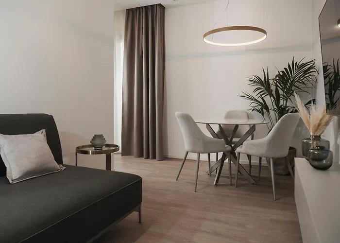 Aparthotel Marina 4*