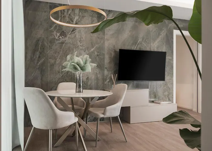 Marina מלון דירות רימיני